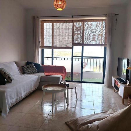 Seaside Serenity - A Lovely Apartment With Views Mellieħa Kültér fotó