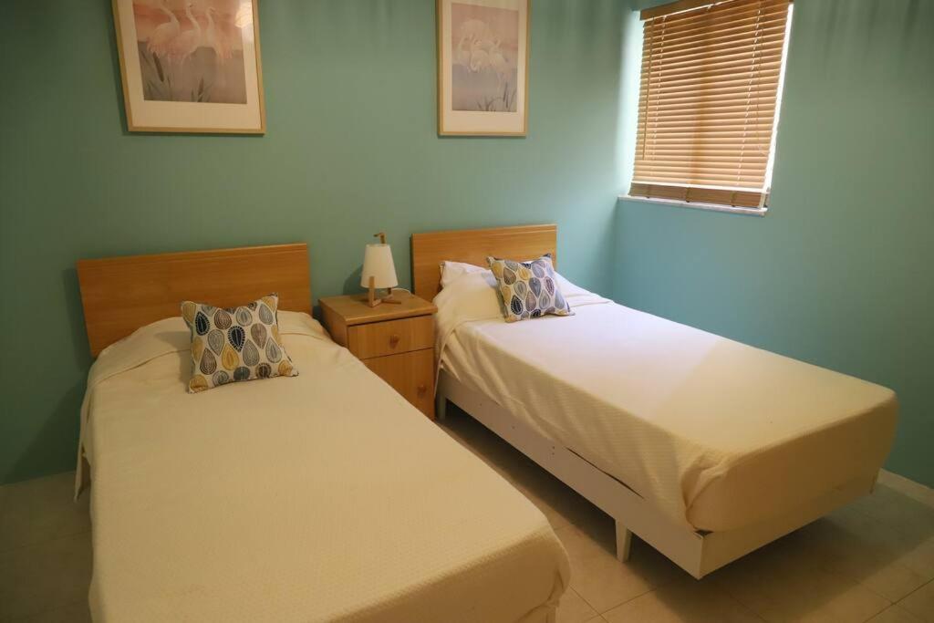 Seaside Serenity - A Lovely Apartment With Views Mellieħa Kültér fotó